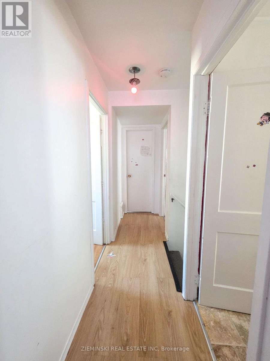 115 Pollock Street Property Photo 11