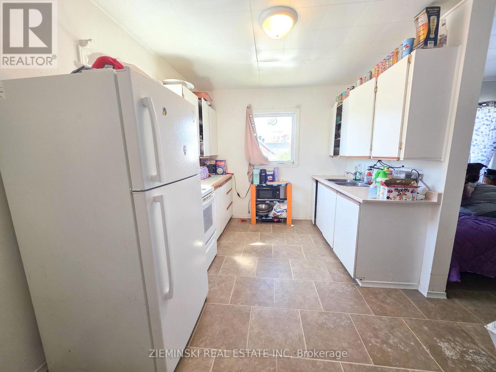 115 Pollock Street Property Photo 14