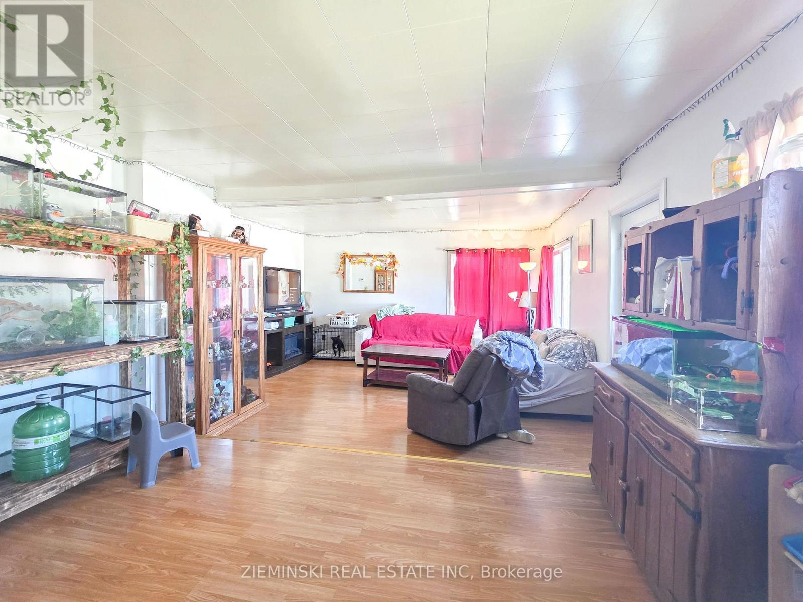 115 Pollock Street Property Photo 18