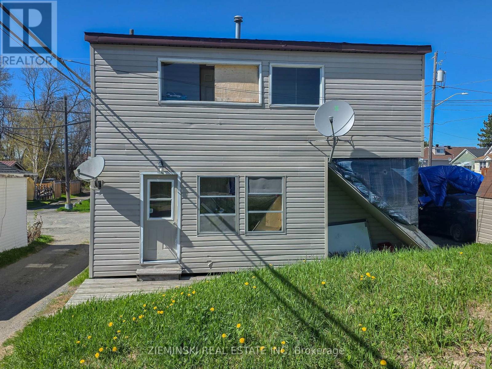 115 Pollock Street Property Photo 36