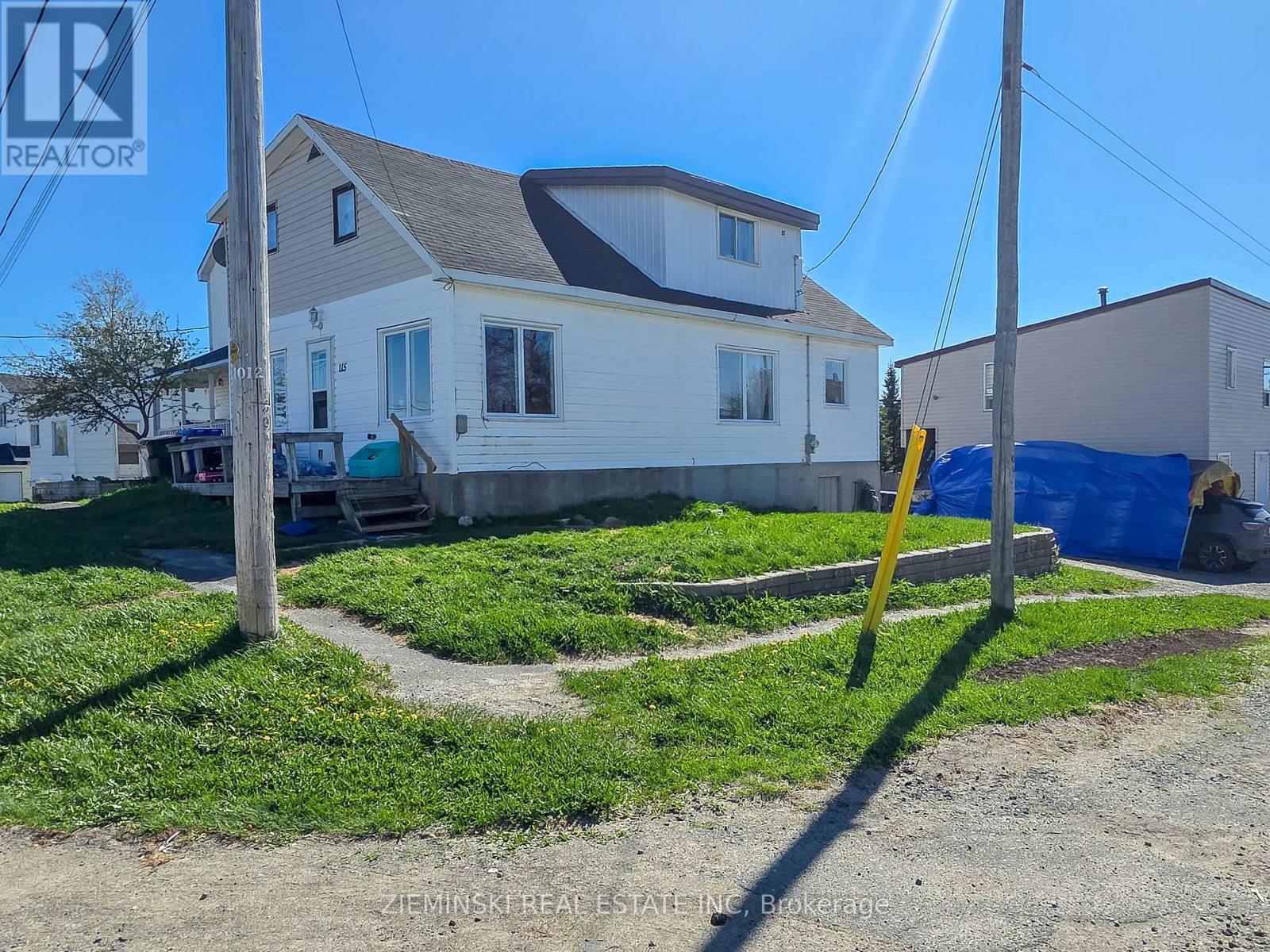 115 Pollock Street Property Photo 37