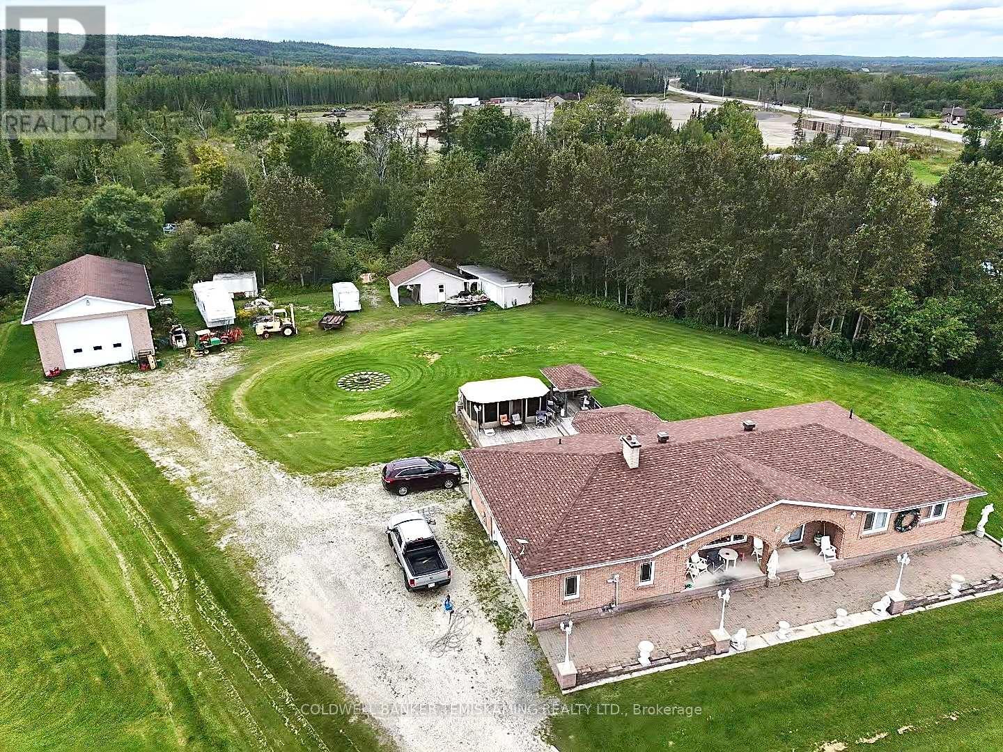 8 Michael Street Property Photo 1