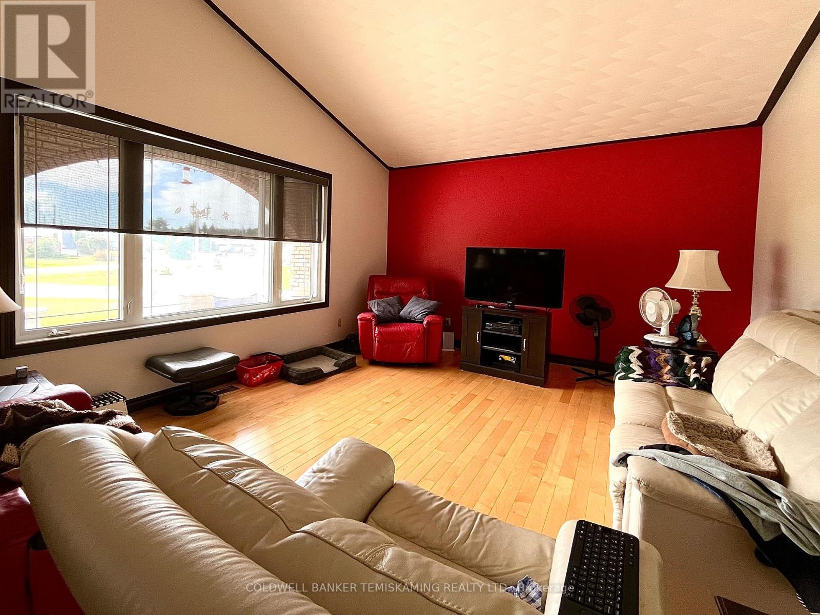 8 Michael Street Property Photo 8