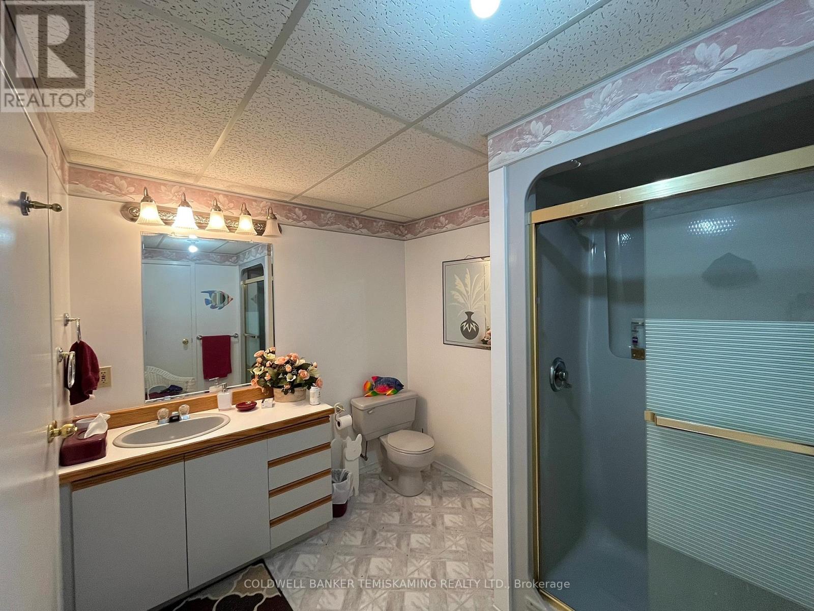8 Michael Street Property Photo 30