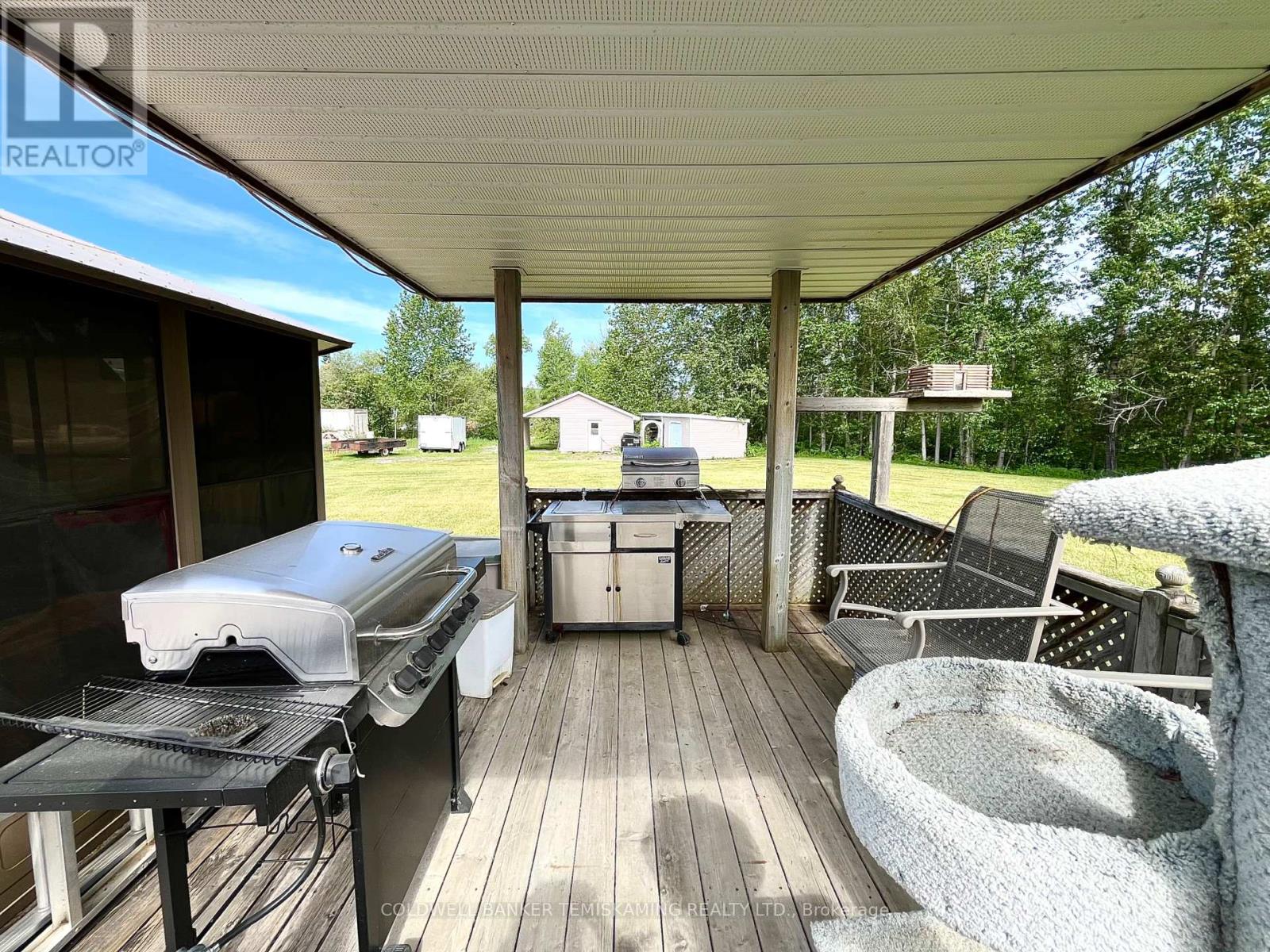 8 Michael Street Property Photo 38