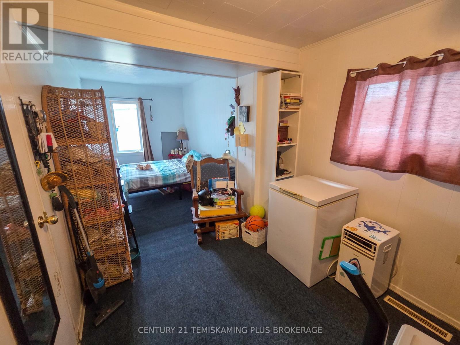 37 Jaffray Street Property Photo 11