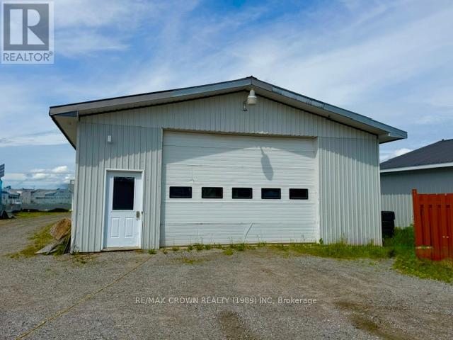 80 Brunelle Road N Property Photo 5