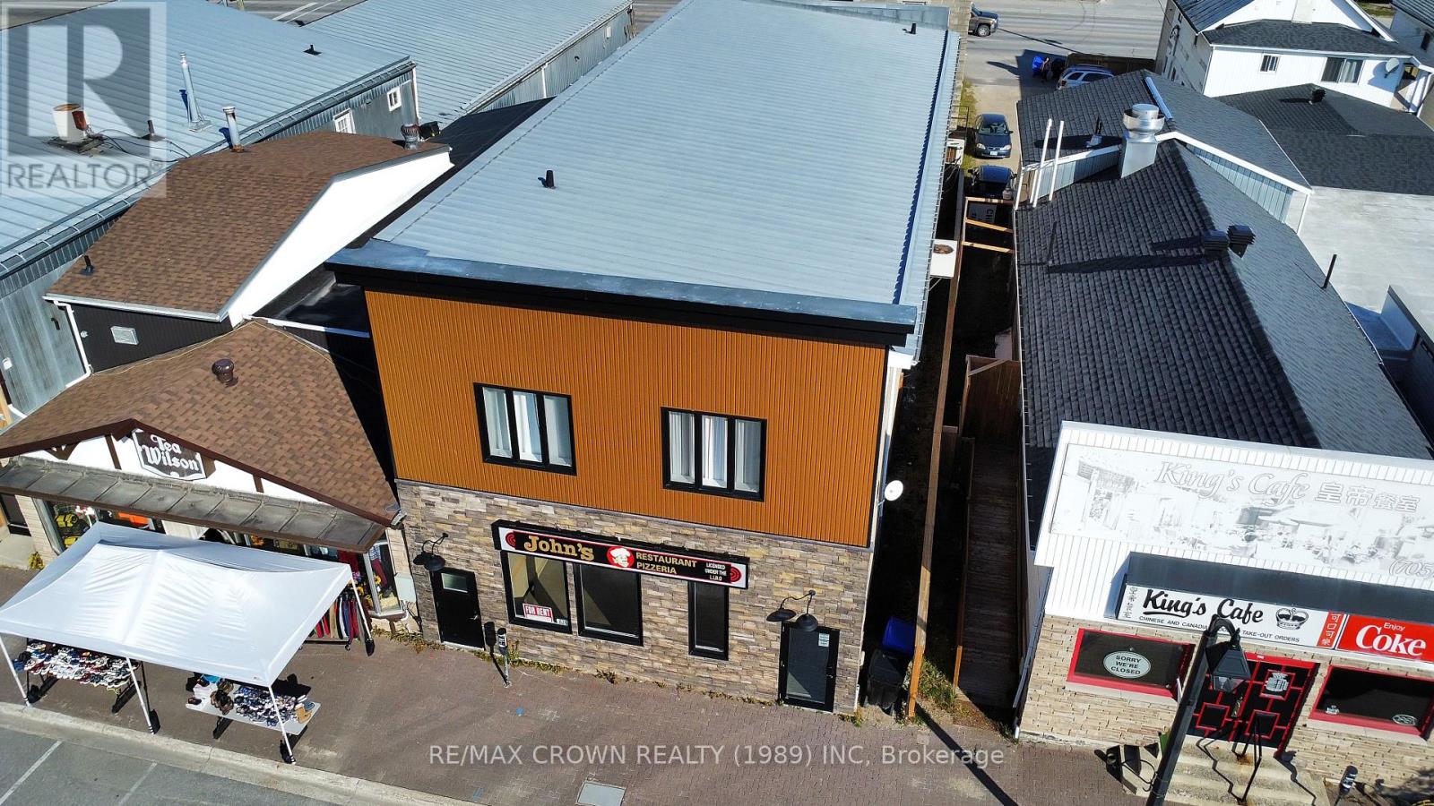 826 George Street Property Photo 3