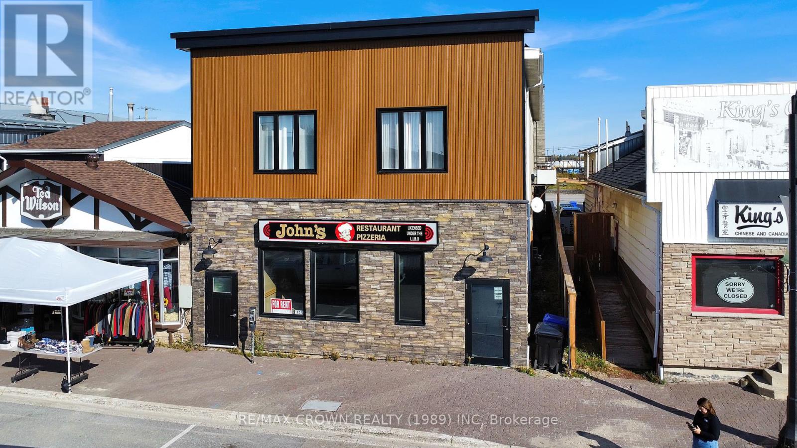 826 George Street Property Photo 5