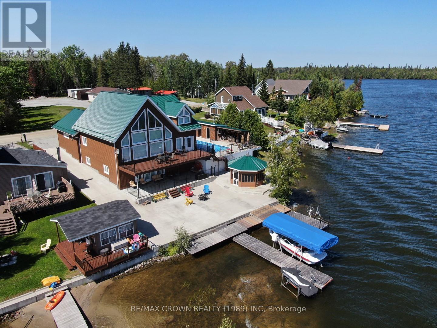 Moonbeam - 177 Lefebvre Peninsula Road Property Photo 3