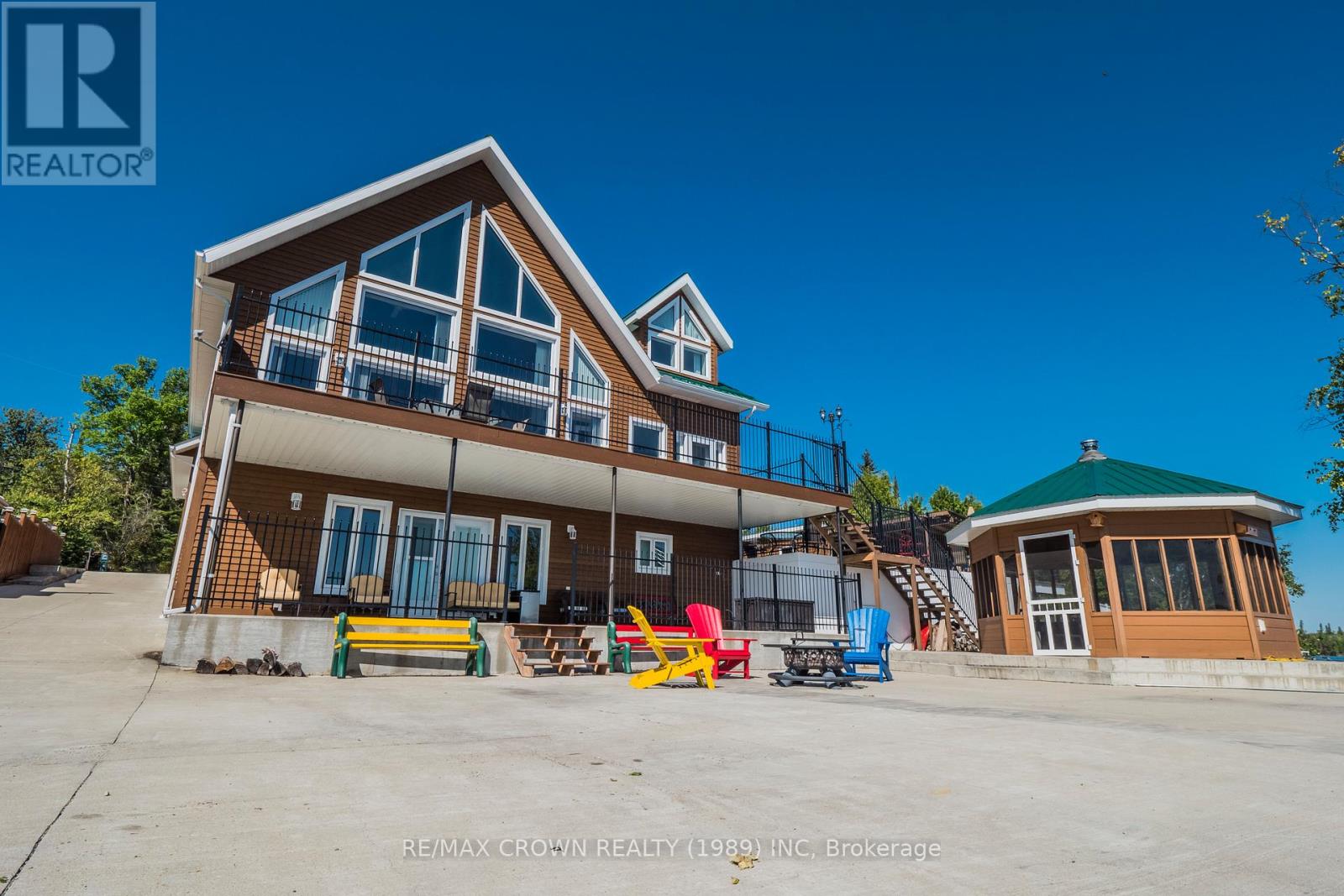 Moonbeam - 177 Lefebvre Peninsula Road Property Photo 5