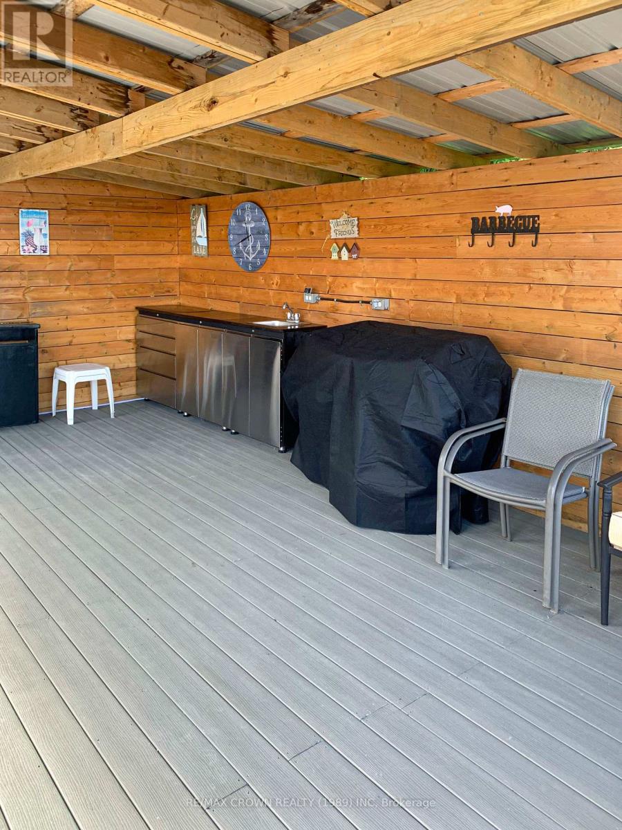 Moonbeam - 177 Lefebvre Peninsula Road Property Photo 11