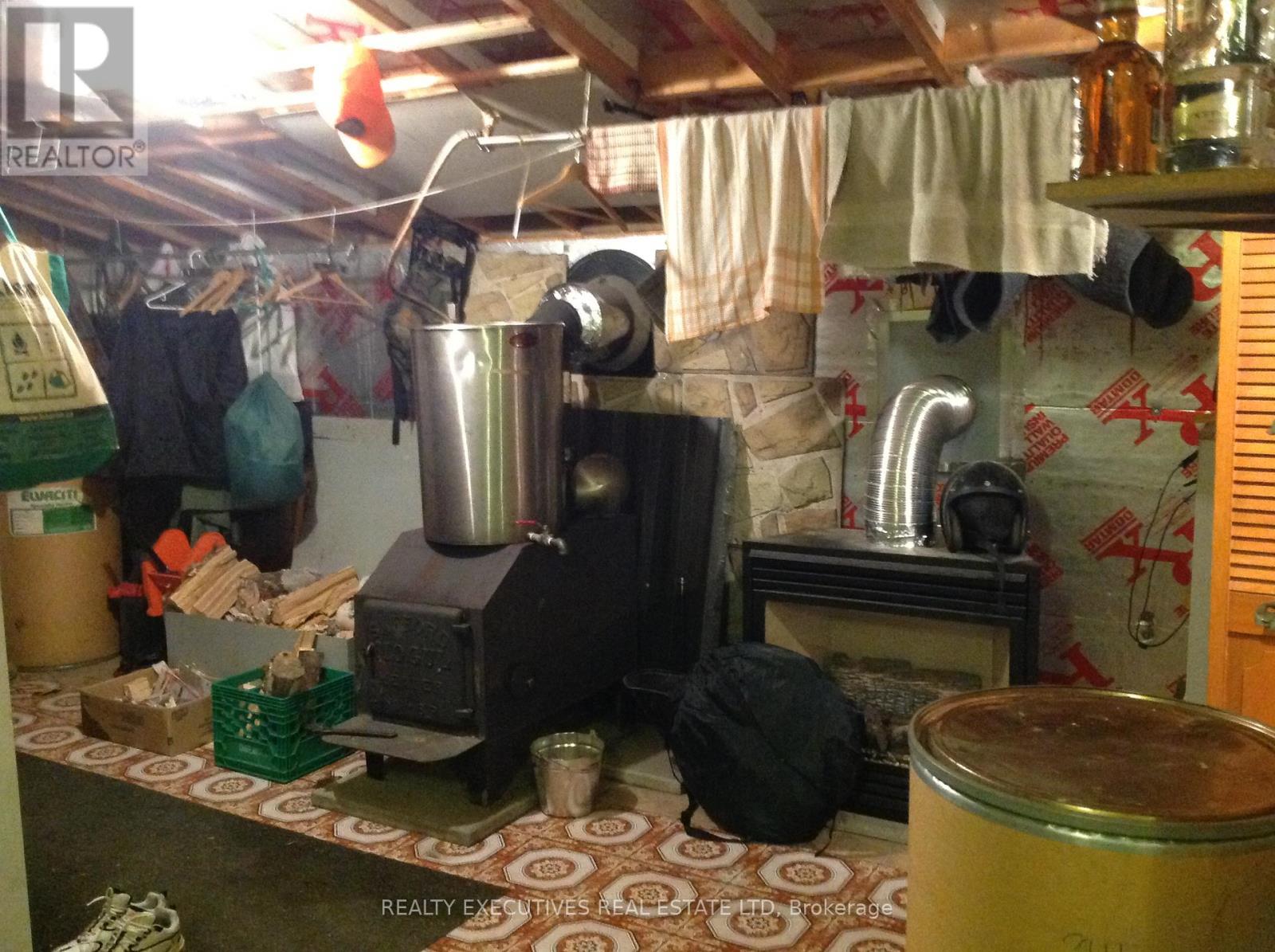 2 Con Concession Property Photo 7