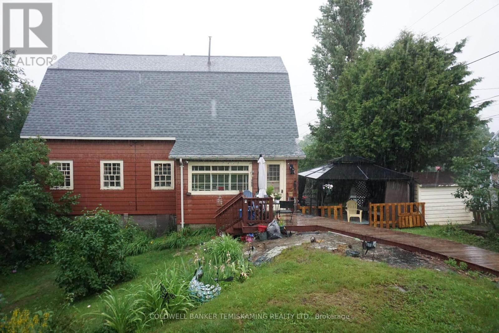 102 Galena Street Property Photo 1