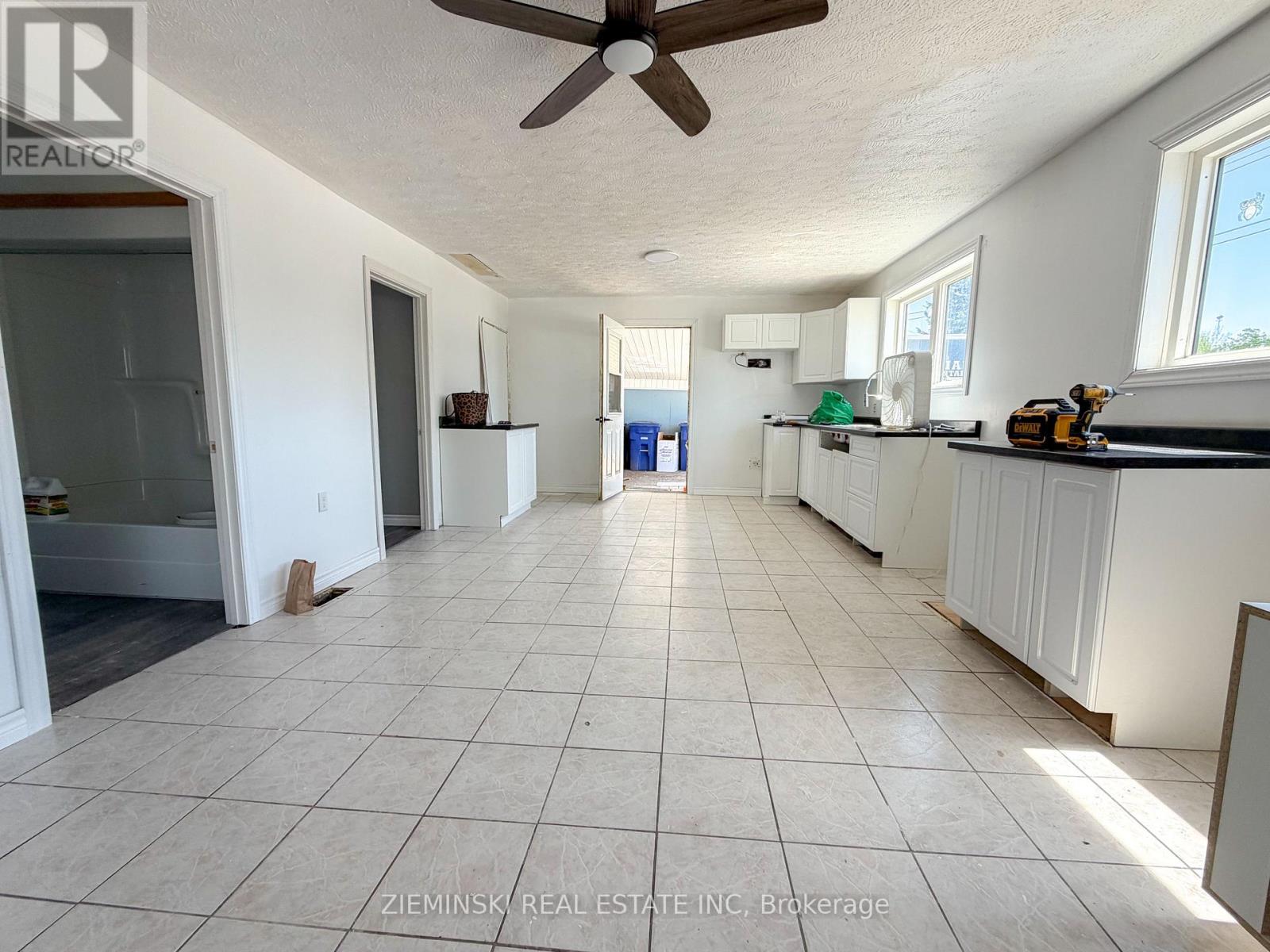 178 Bordeleau Street Property Photo 3