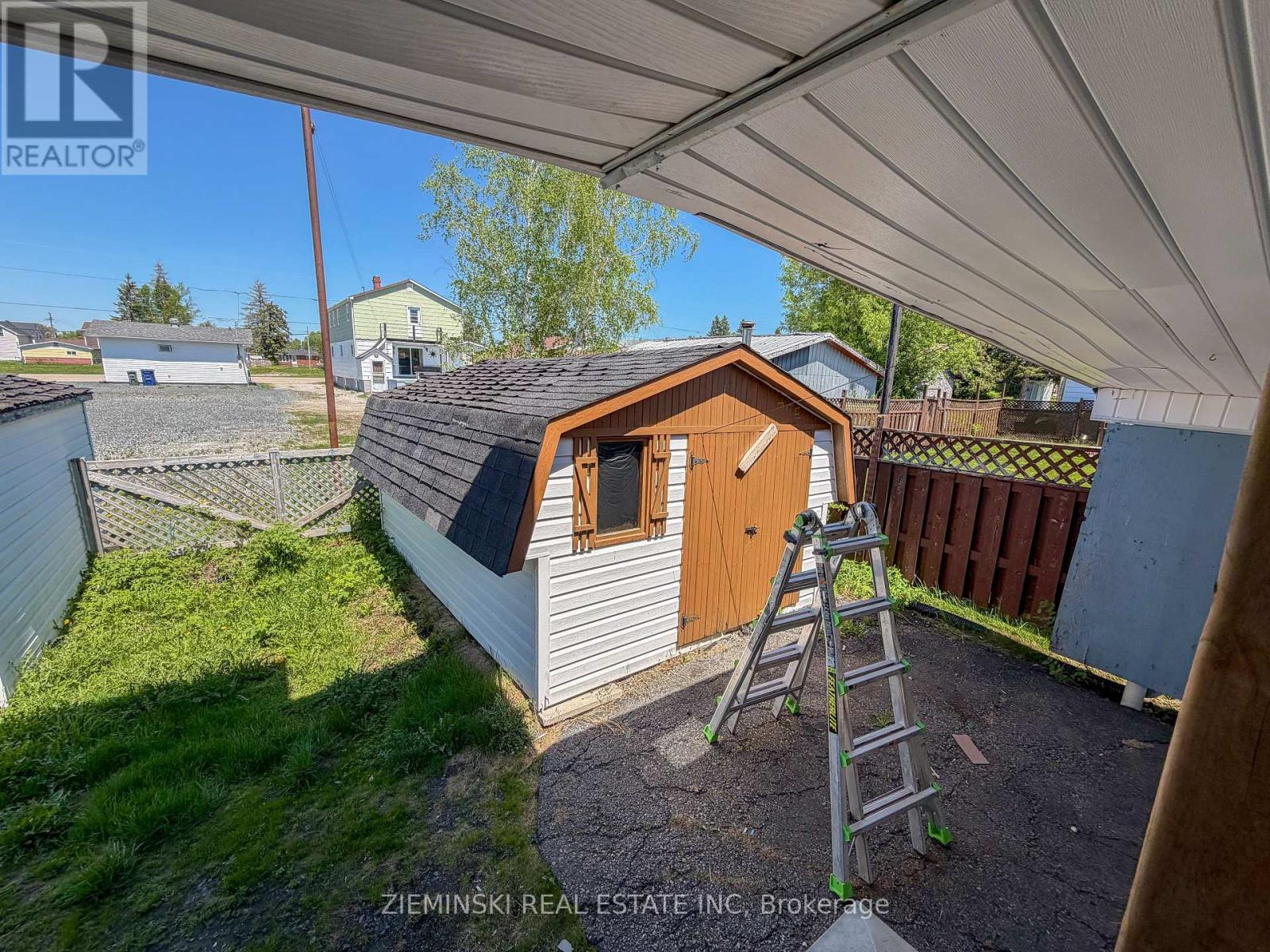 178 Bordeleau Street Property Photo 17