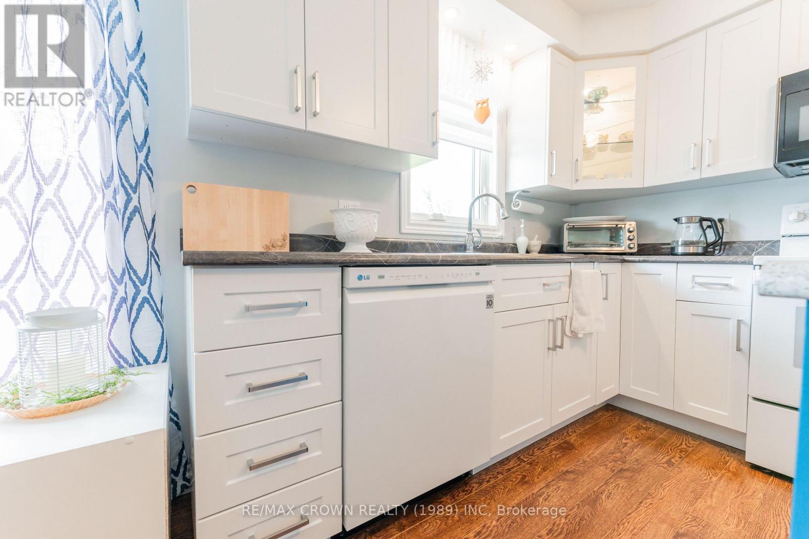 Fauquier - 36 Gauthier Street Property Photo 9