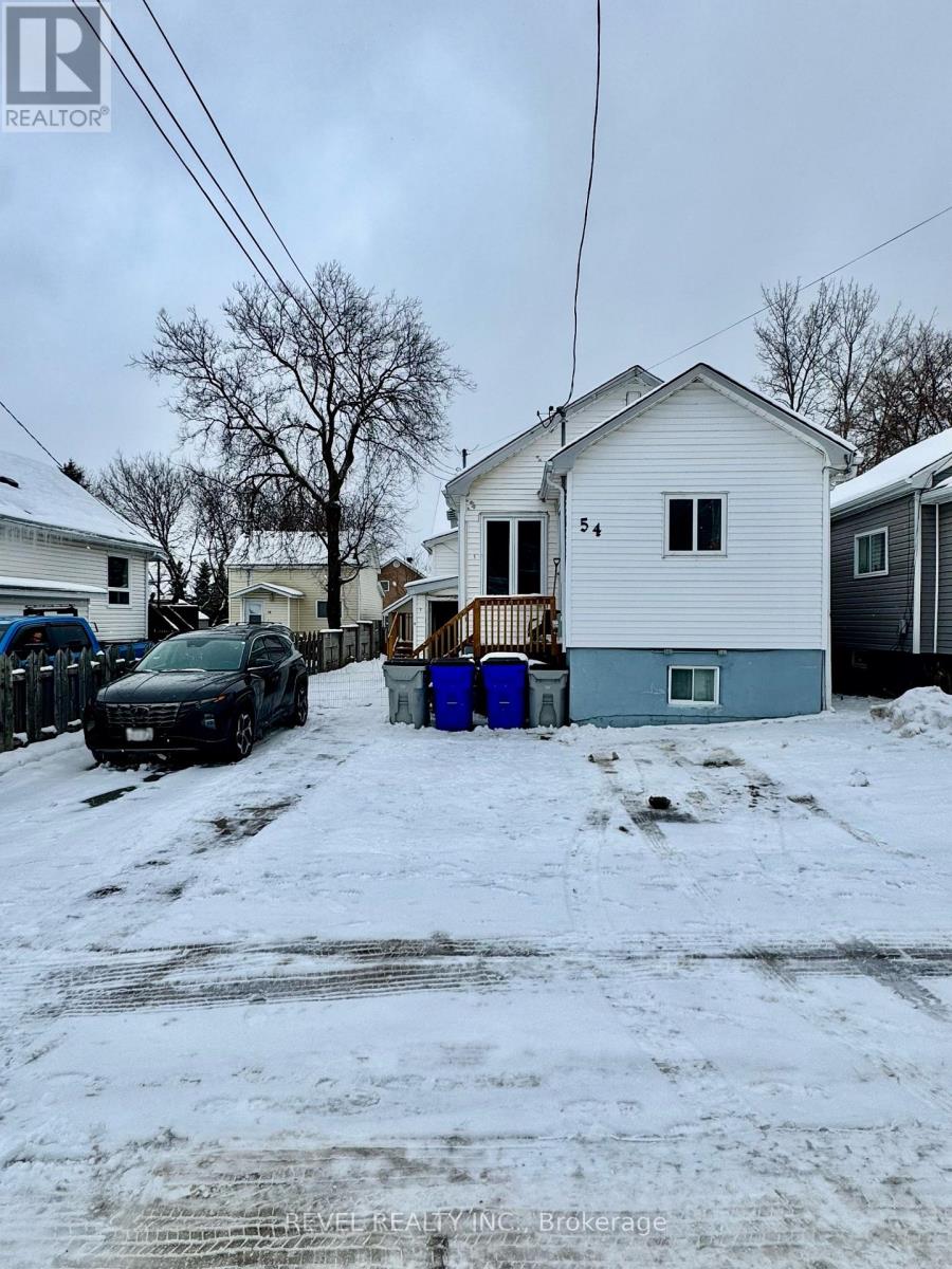 54 Windsor Avenue Property Photo 4