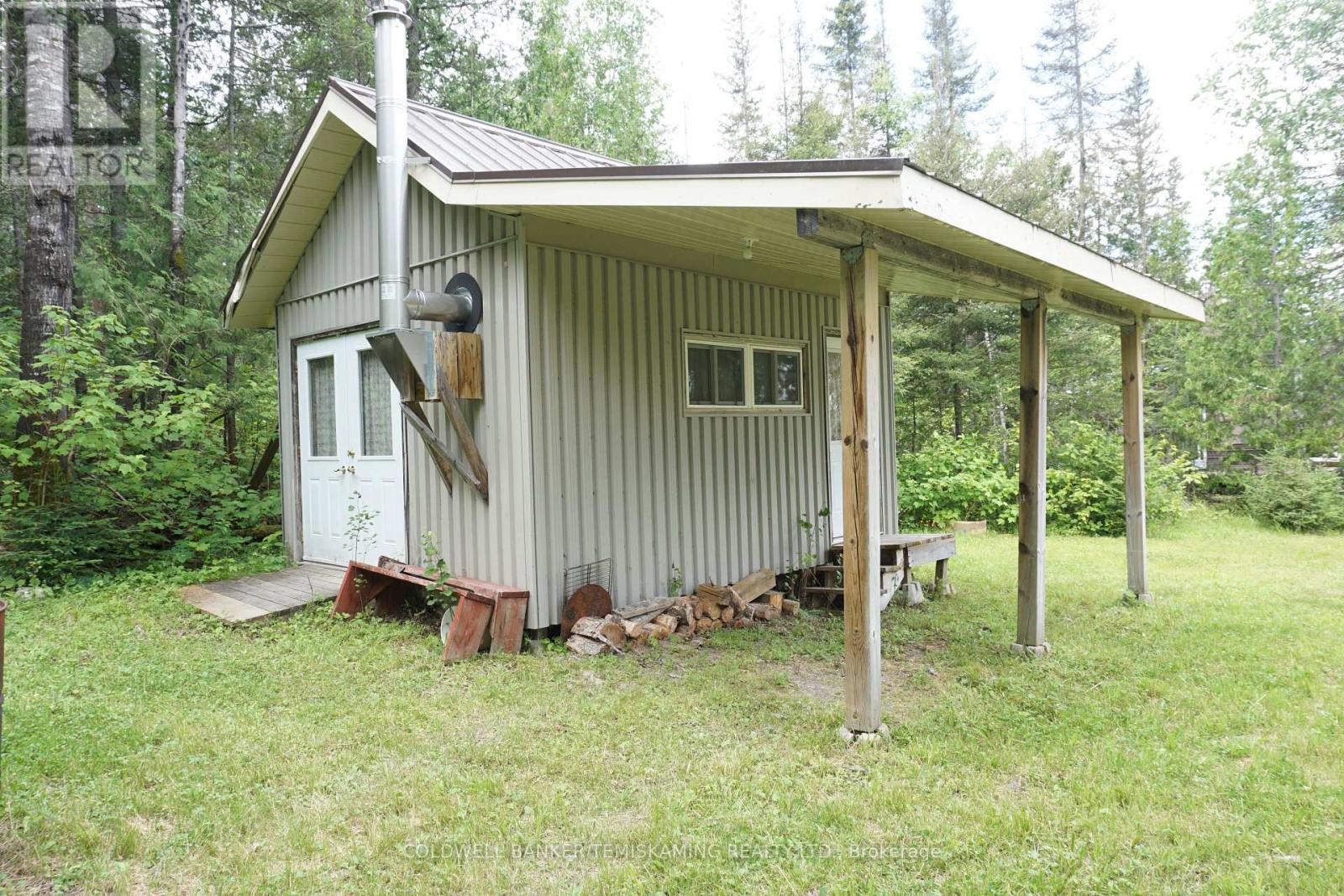 Pcl 21422 Skeleton Lake Property Photo 14