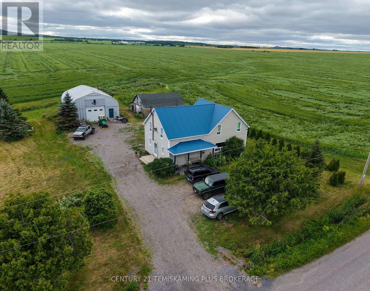 311096 Highway 571 Property Photo 1