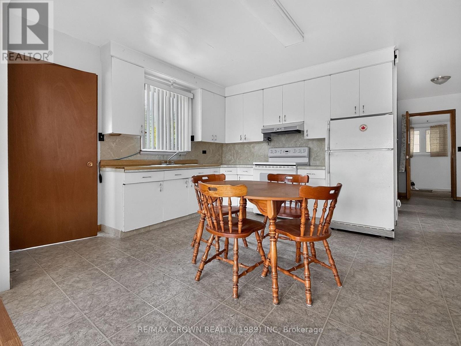 706 Prince Street Property Photo 14