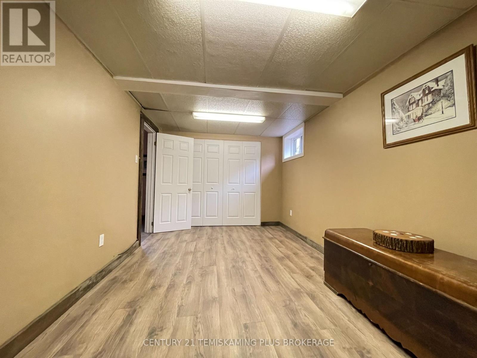 805519 Hooper Road Property Photo 39