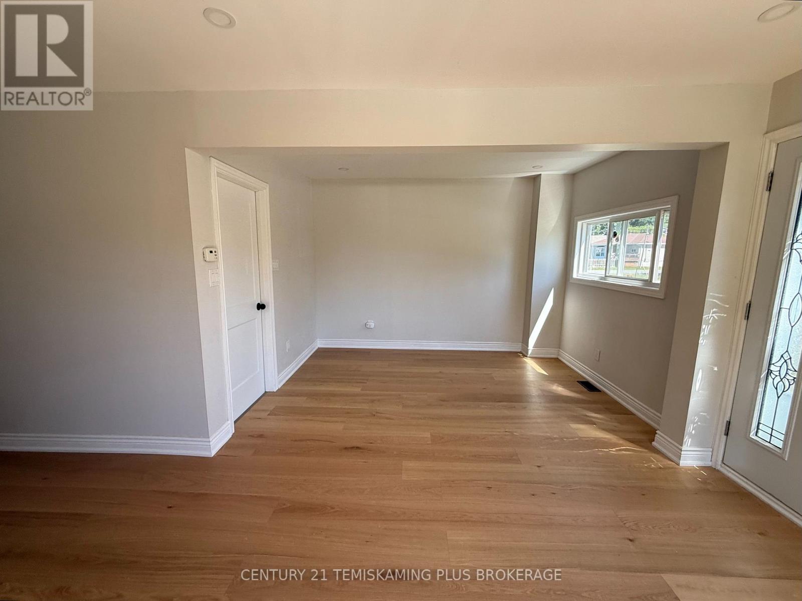 3 Brown Avenue Property Photo 5
