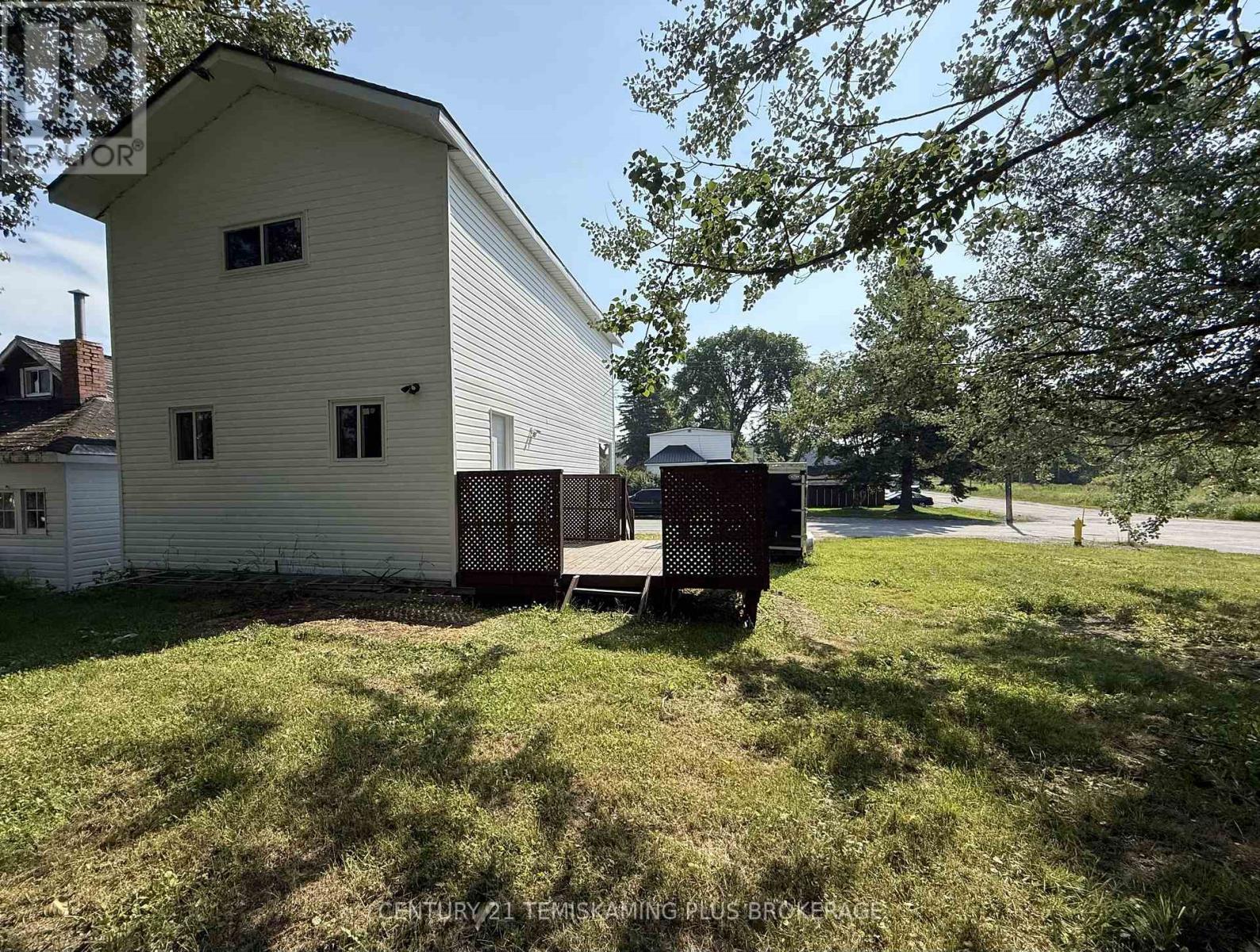 3 Brown Avenue Property Photo 18