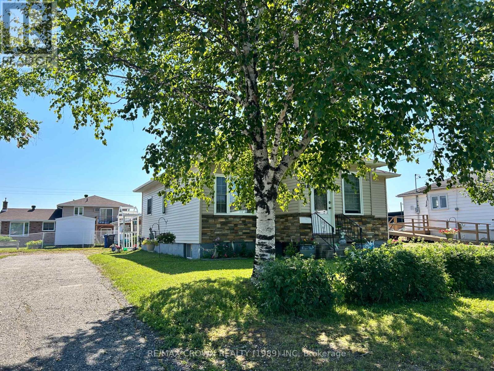 12 ERICKSON AVENUE Property Photo 1