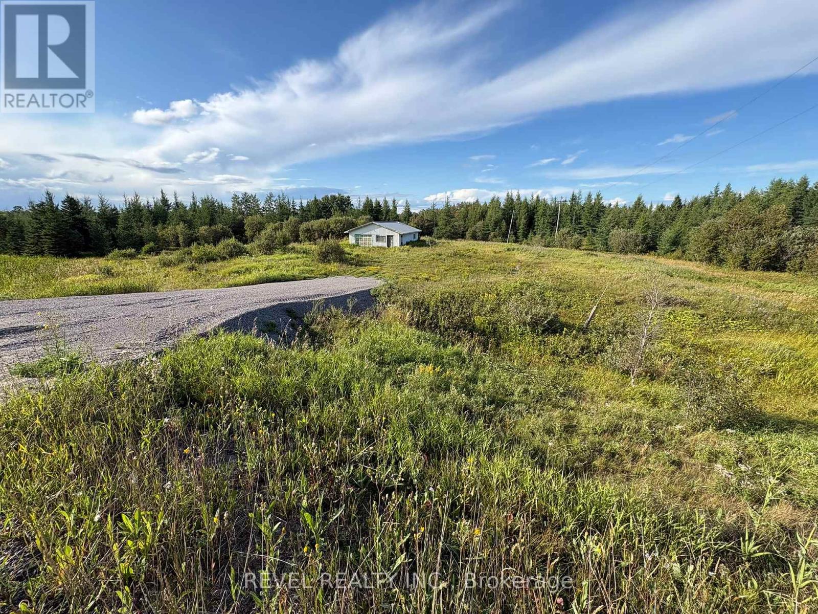 (moonbeam) - 341 Highway 11 Highway W Property Photo 1