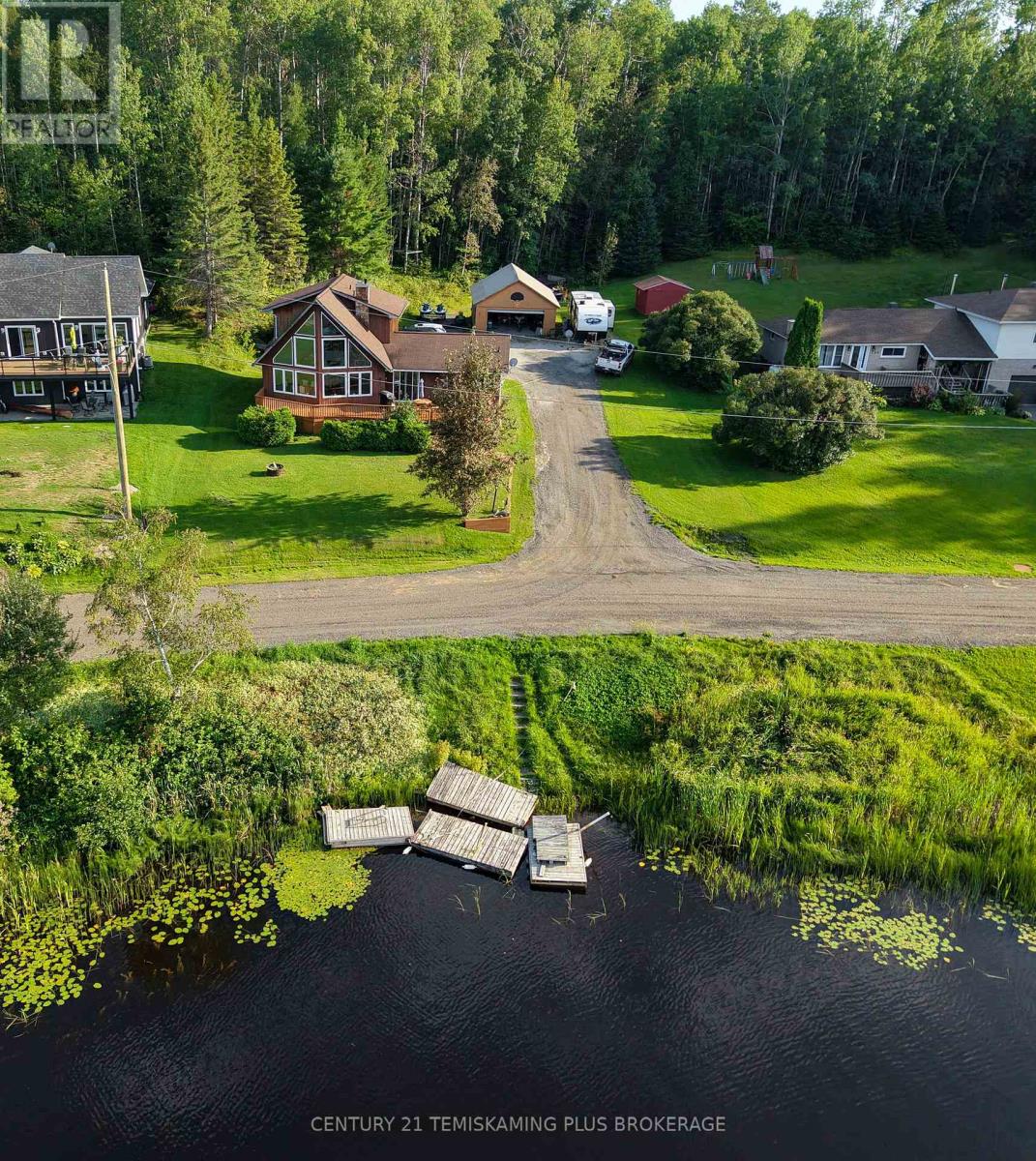 65 LAKESHORE AVENUE Property Photo 1