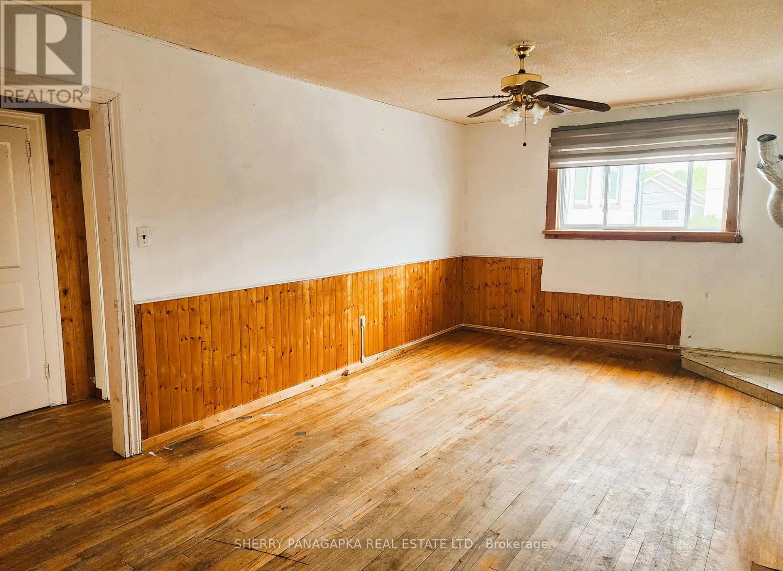 103 Carter Avenue Property Photo 6