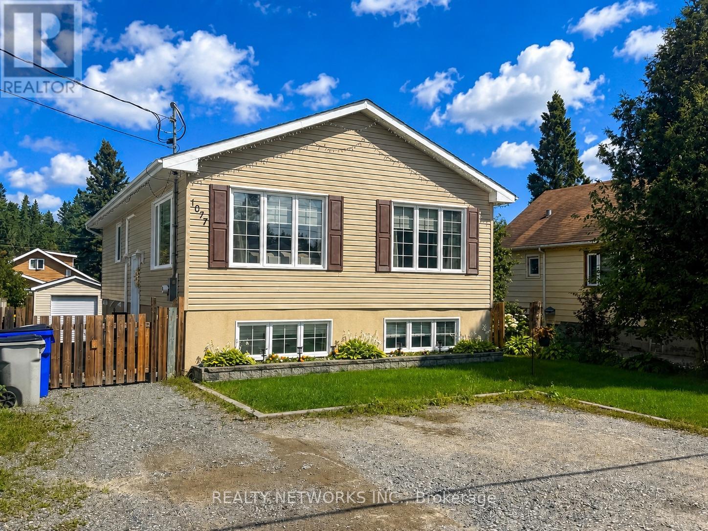 1077 Brundy Avenue Property Photo 1