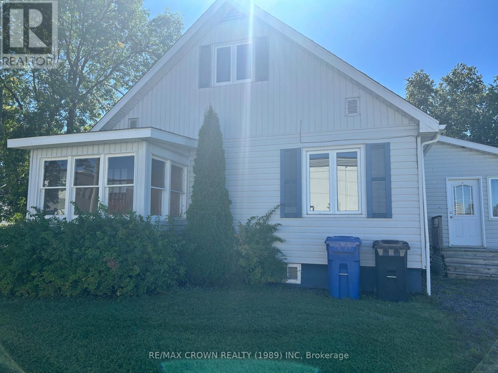 85 Dominion Avenue Property Photo 2