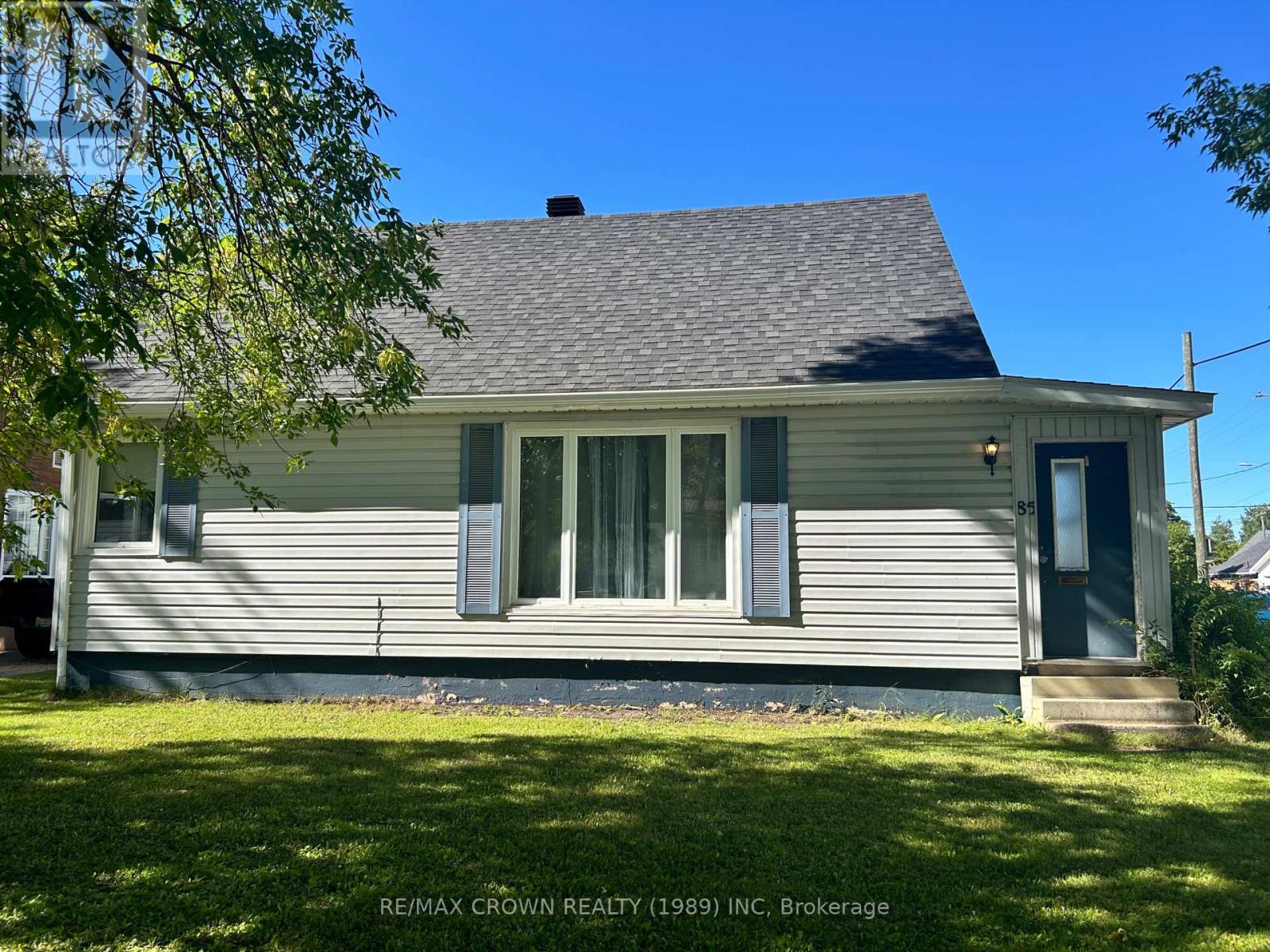 85 Dominion Avenue Property Photo 4