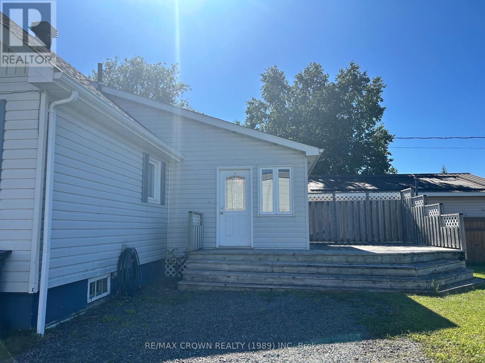 85 Dominion Avenue Property Photo 6
