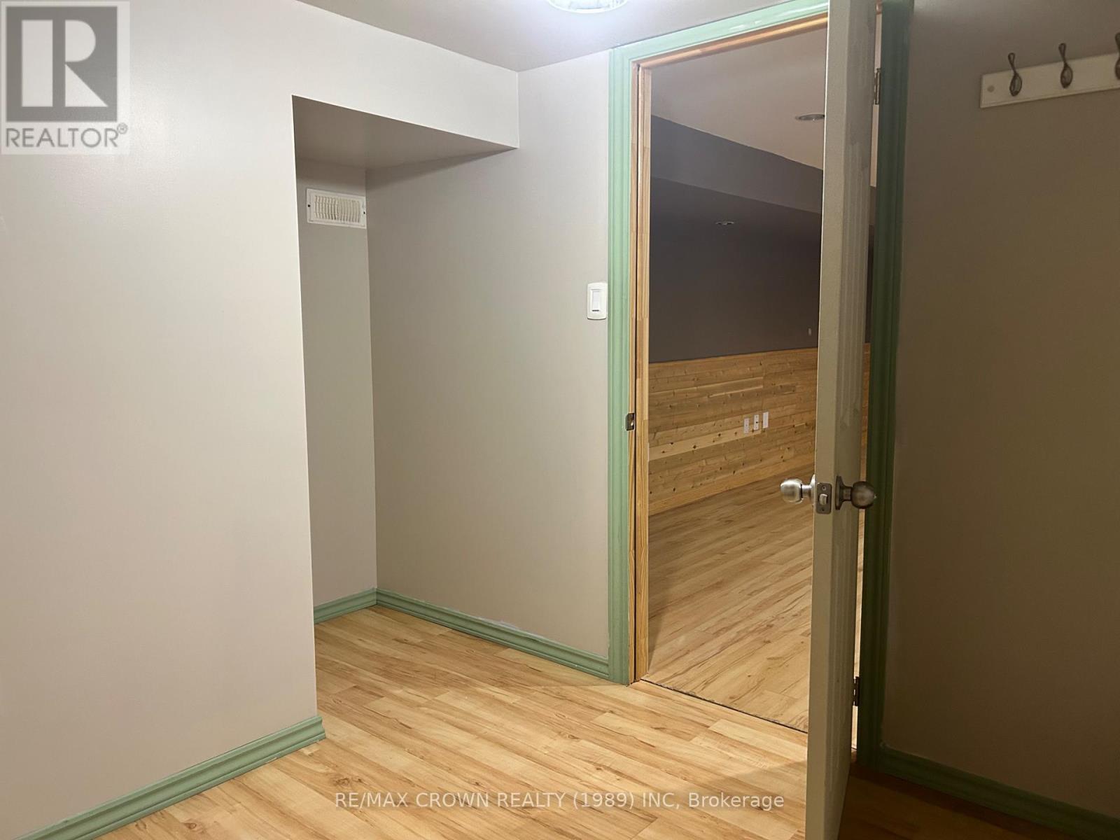 85 Dominion Avenue Property Photo 36