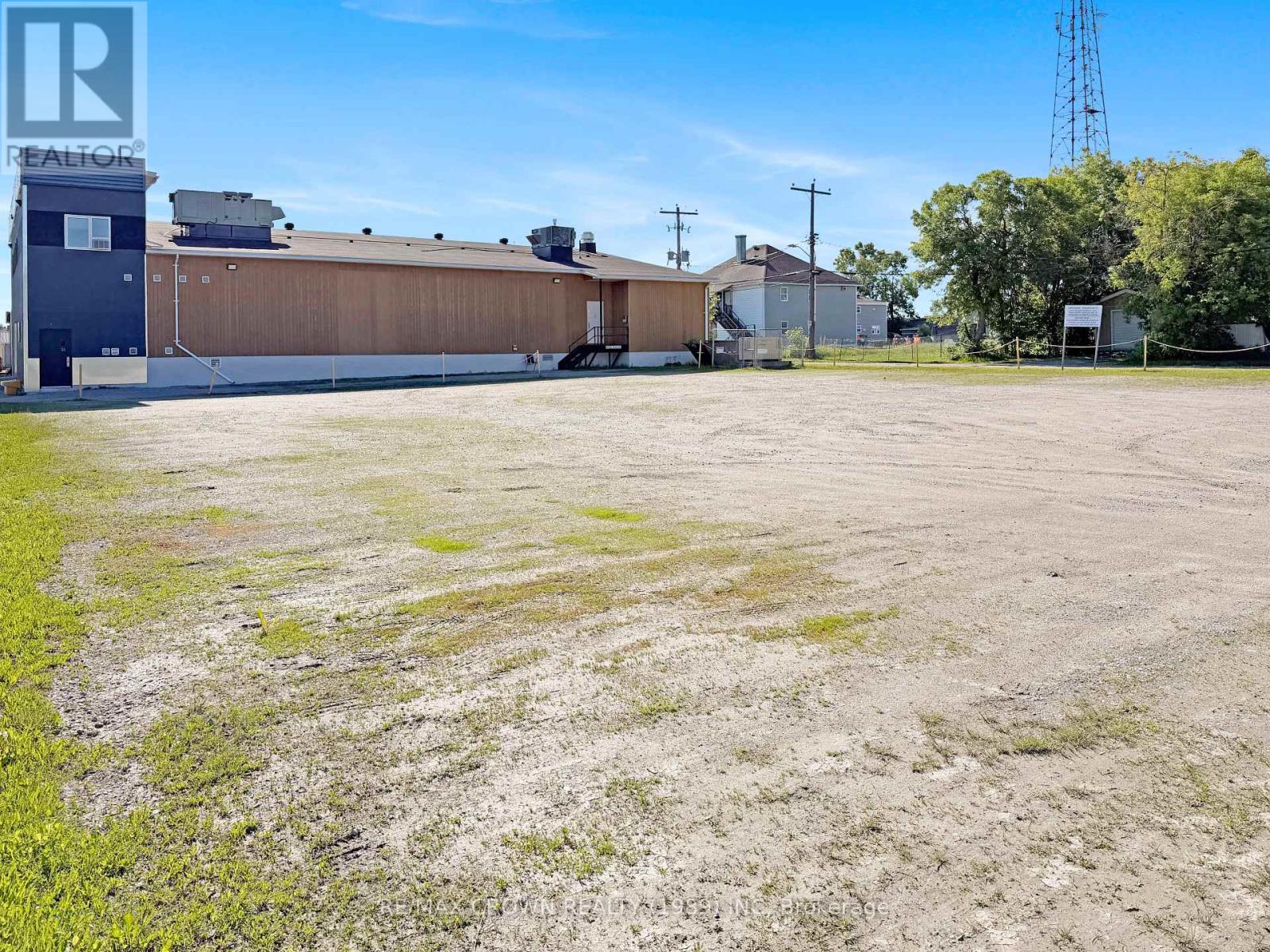 12 Kolb Avenue Property Photo 2
