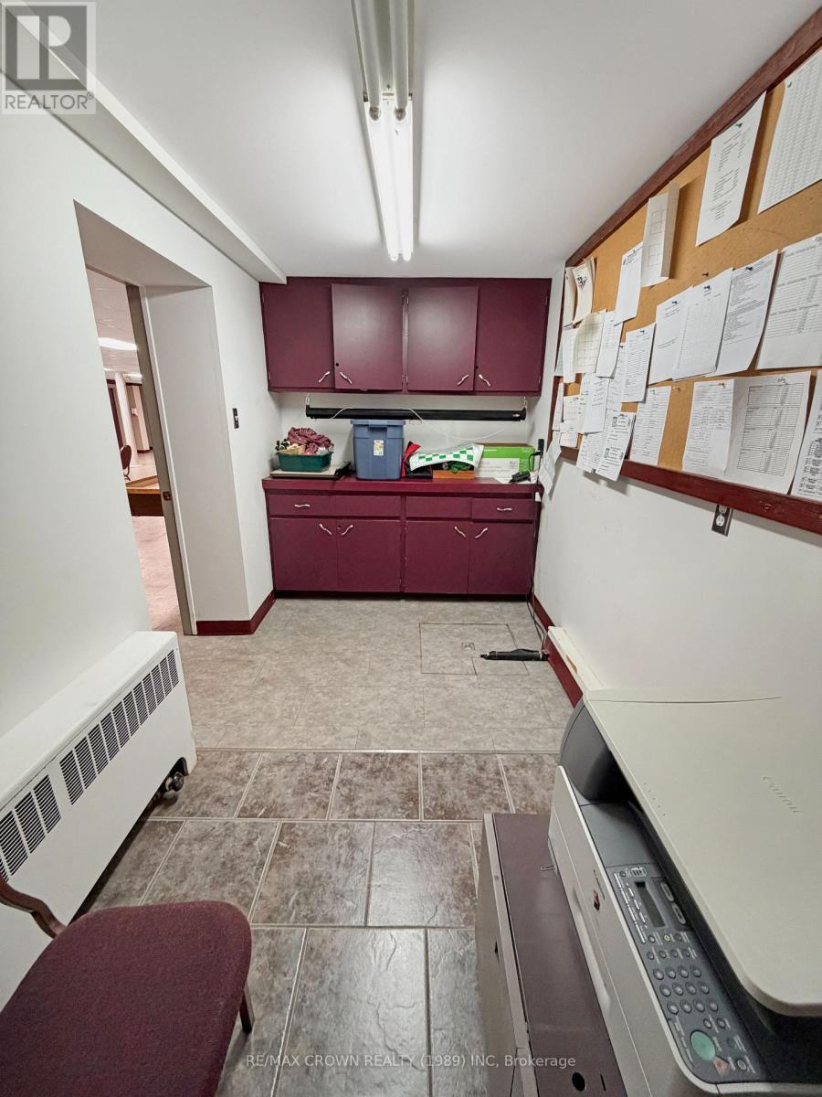 12 Kolb Avenue Property Photo 32