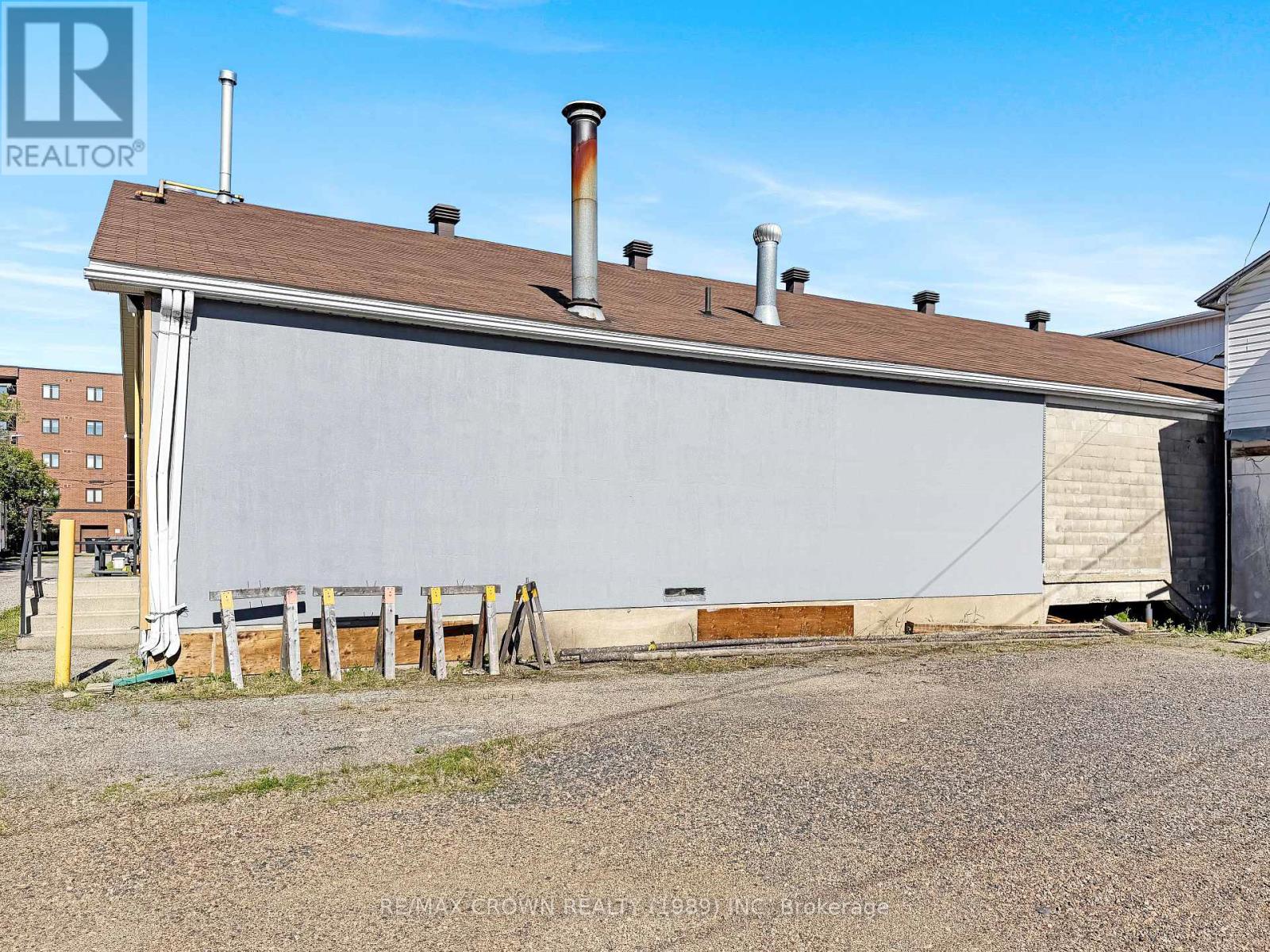 12 Kolb Avenue Property Photo 48