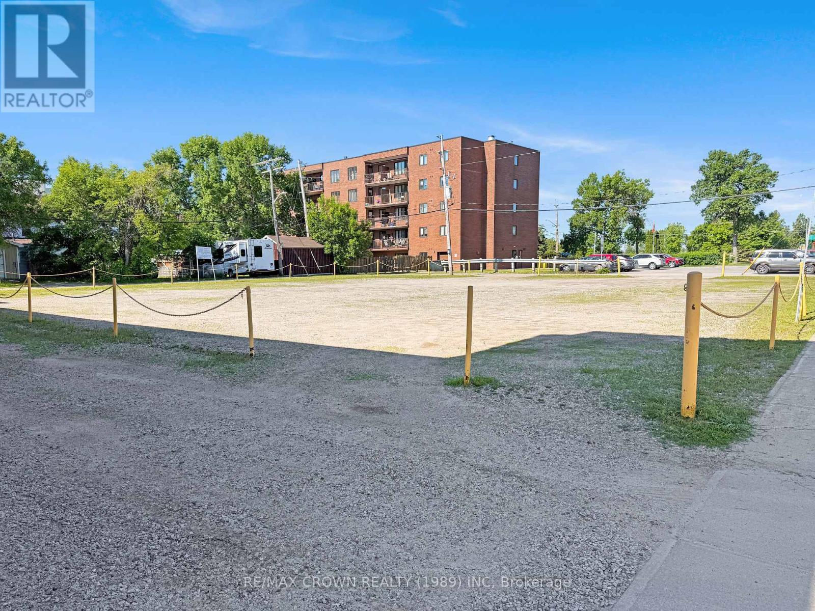 12 Kolb Avenue Property Photo 49