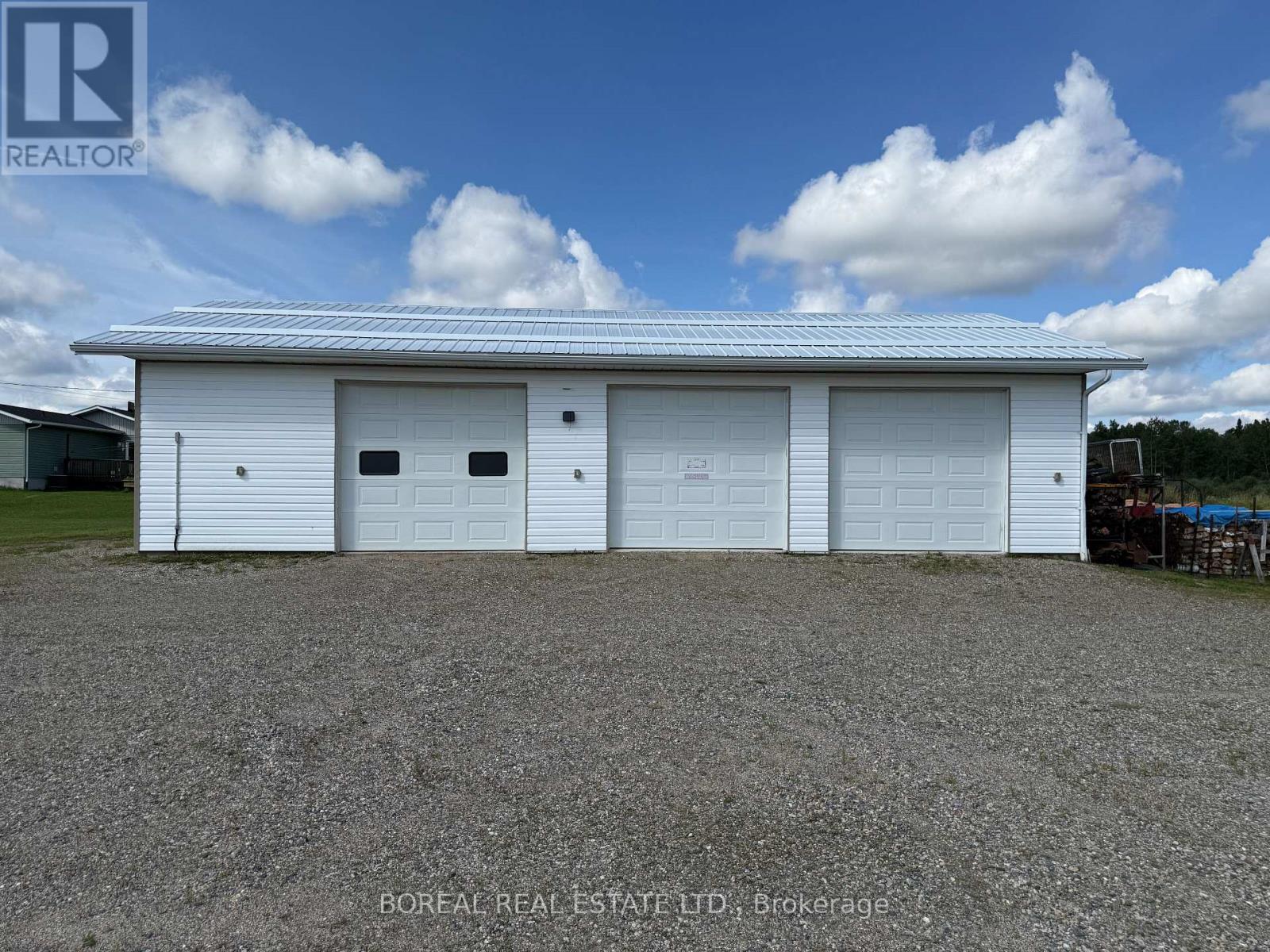 1363 Hwy 652 Property Photo 10