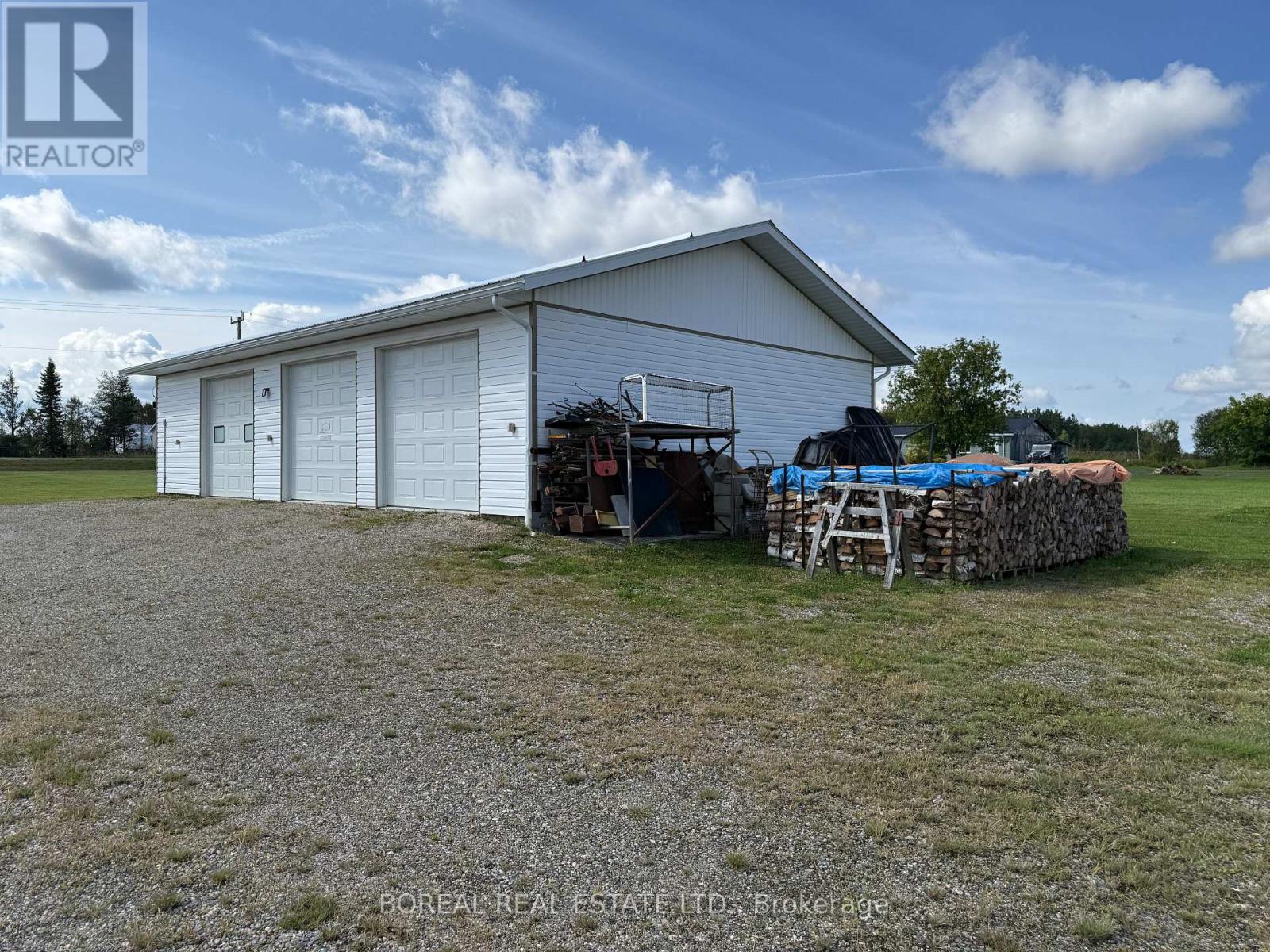 1363 Hwy 652 Property Photo 11