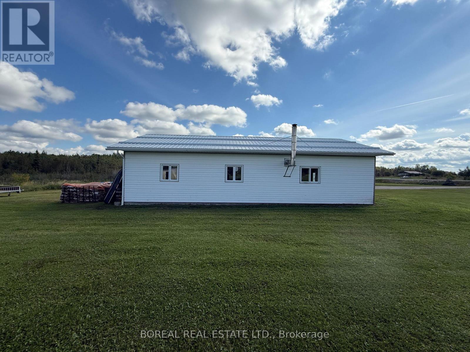1363 Hwy 652 Property Photo 13