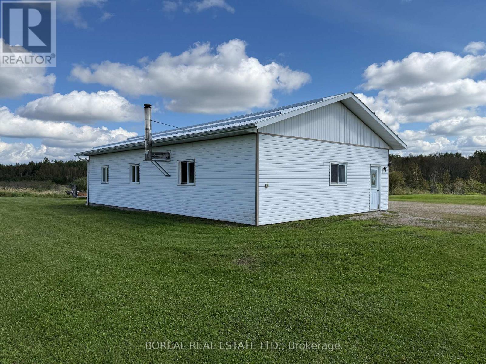 1363 Hwy 652 Property Photo 14