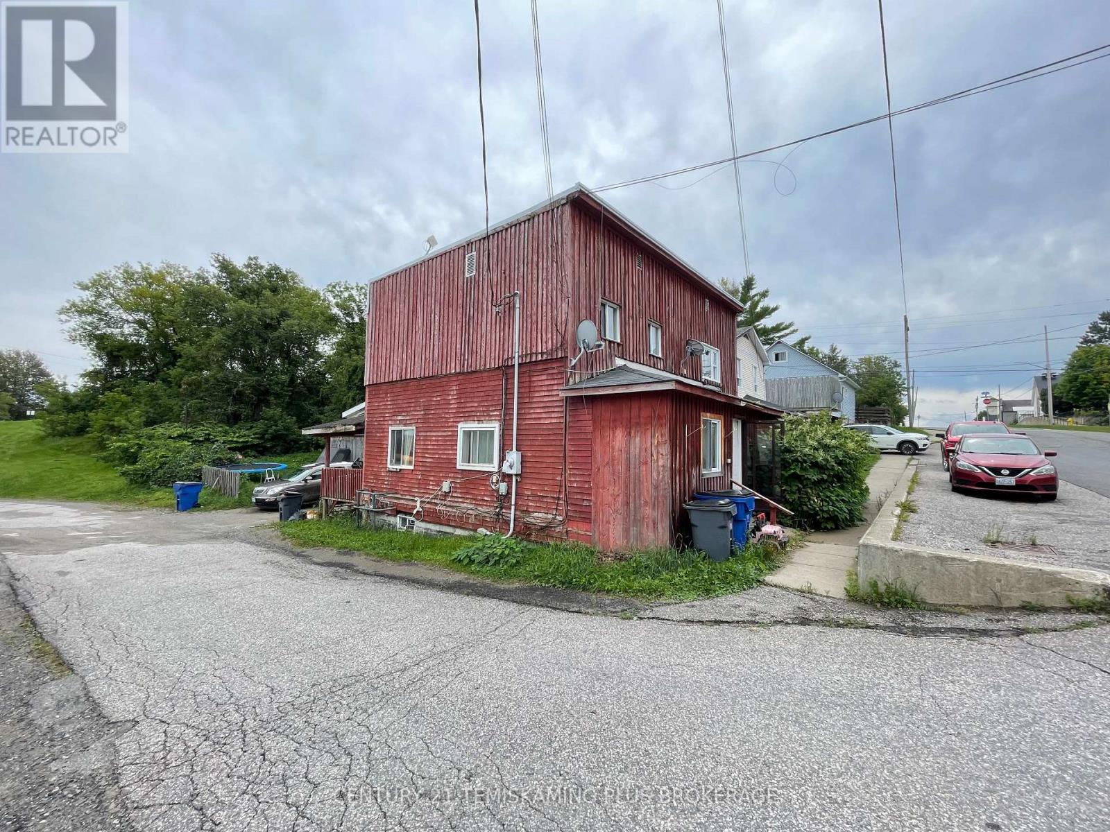 49 Cobalt Street Property Photo 2