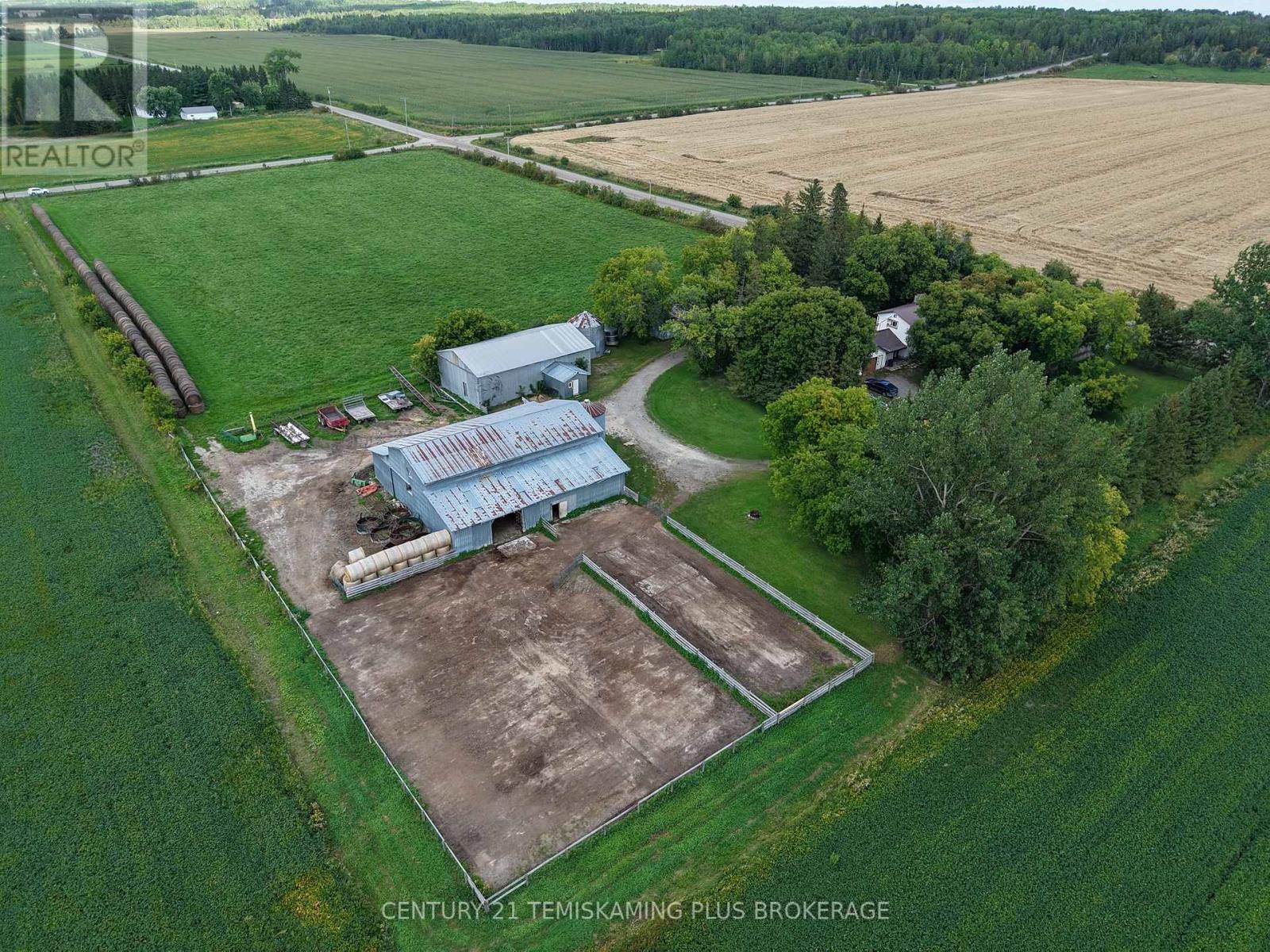 138300 Peters Road Property Photo 3