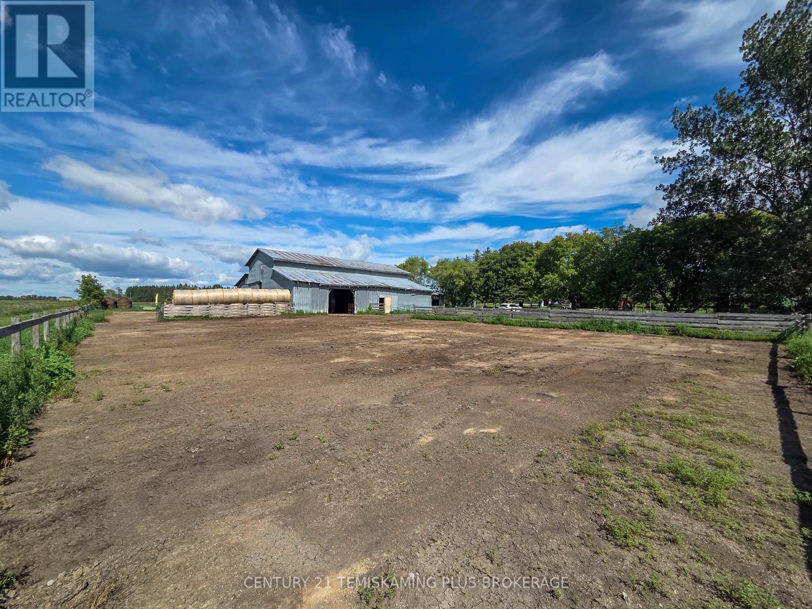 138300 Peters Road Property Photo 11