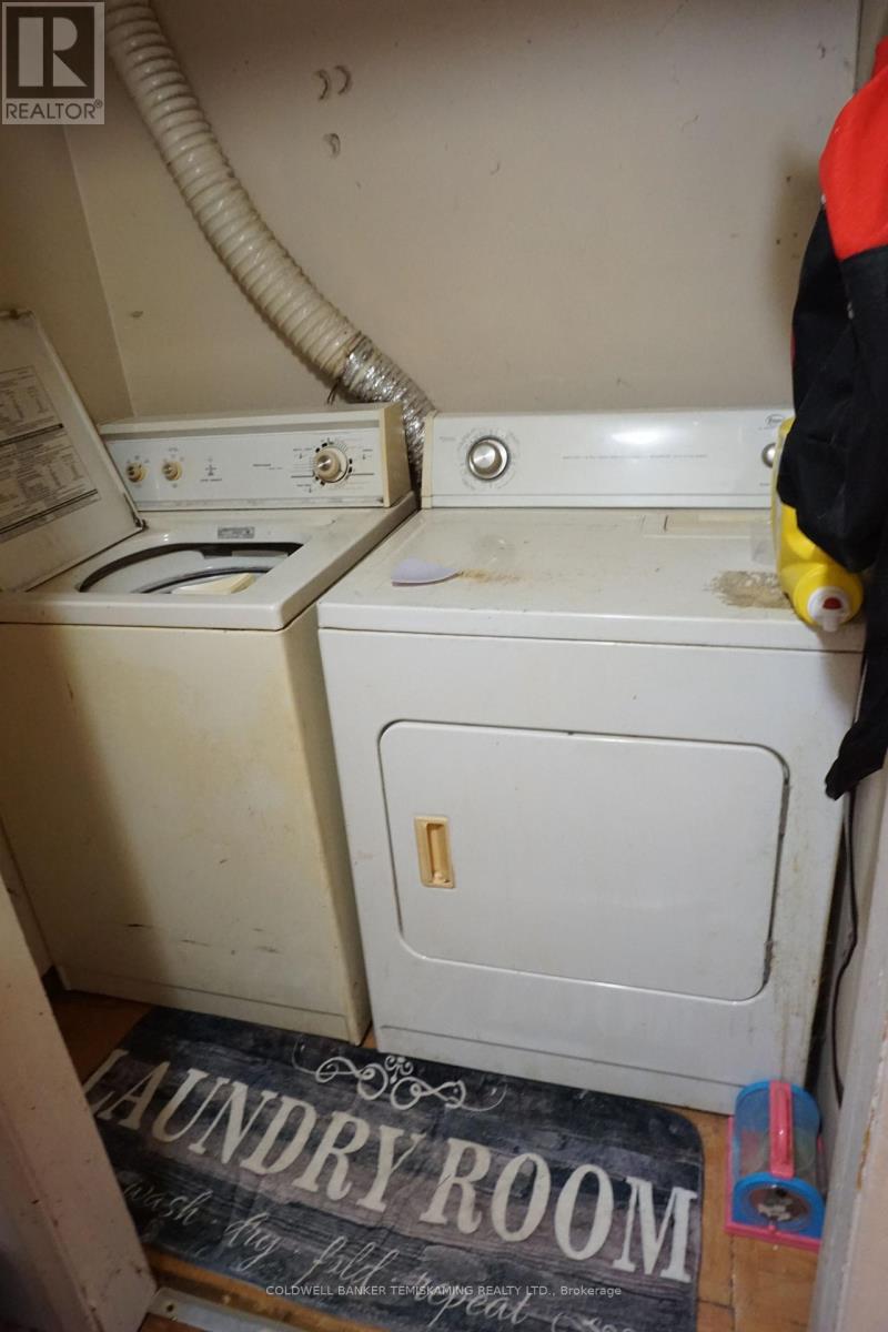 18 Lang Street Property Photo 13