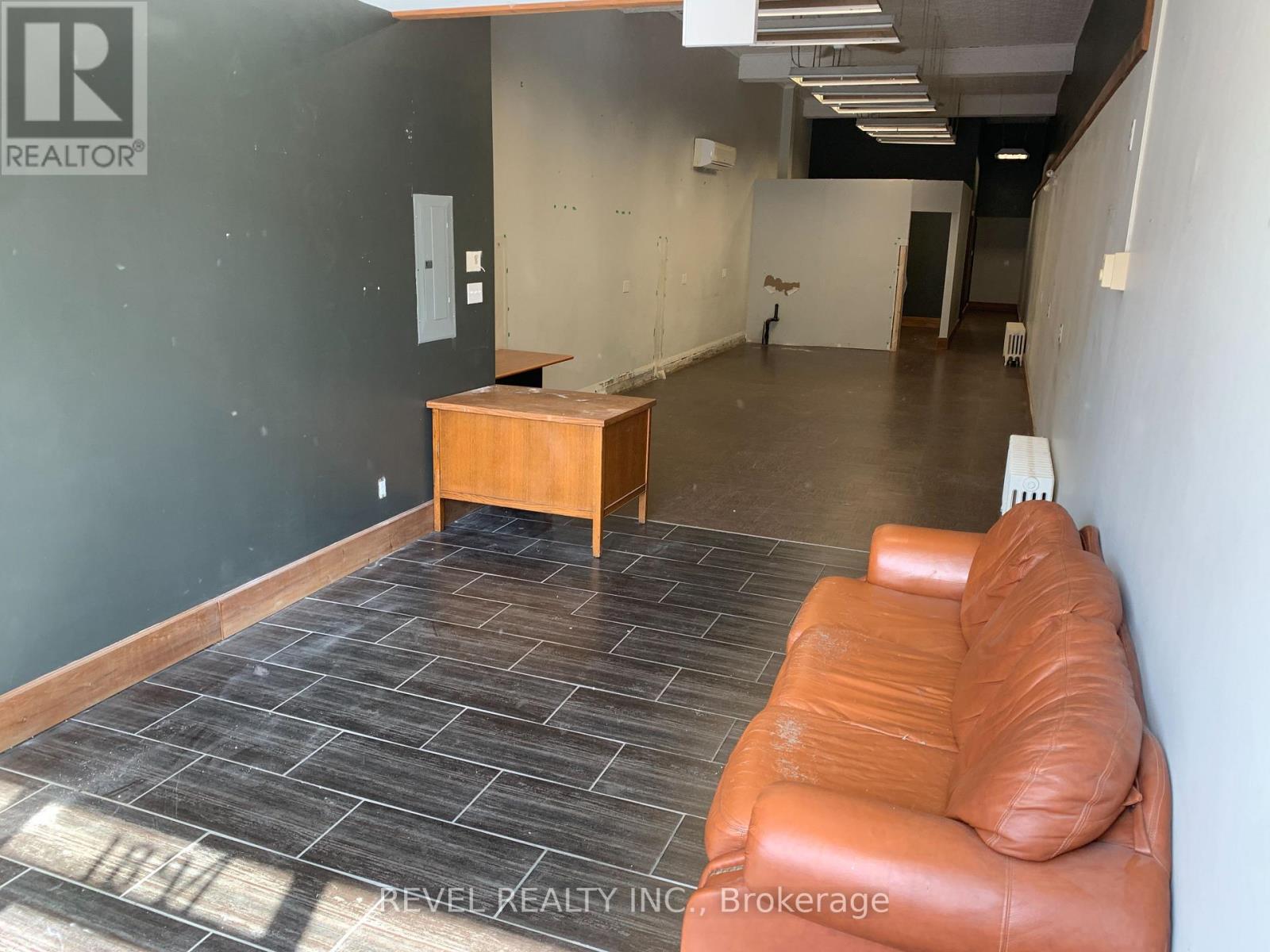 Unit B - 184 Third Avenue Property Photo 2